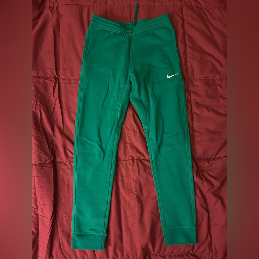 Men’s Nike jogger sweatpants